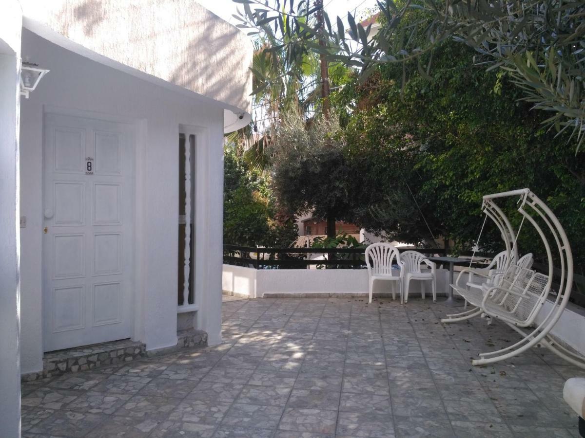 Mystery Shack Hostel Limassol Luaran gambar