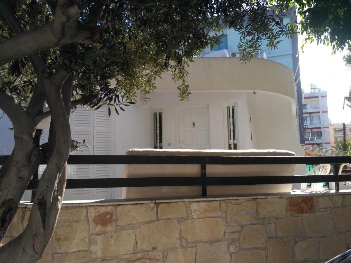 Mystery Shack Hostel Limassol Luaran gambar